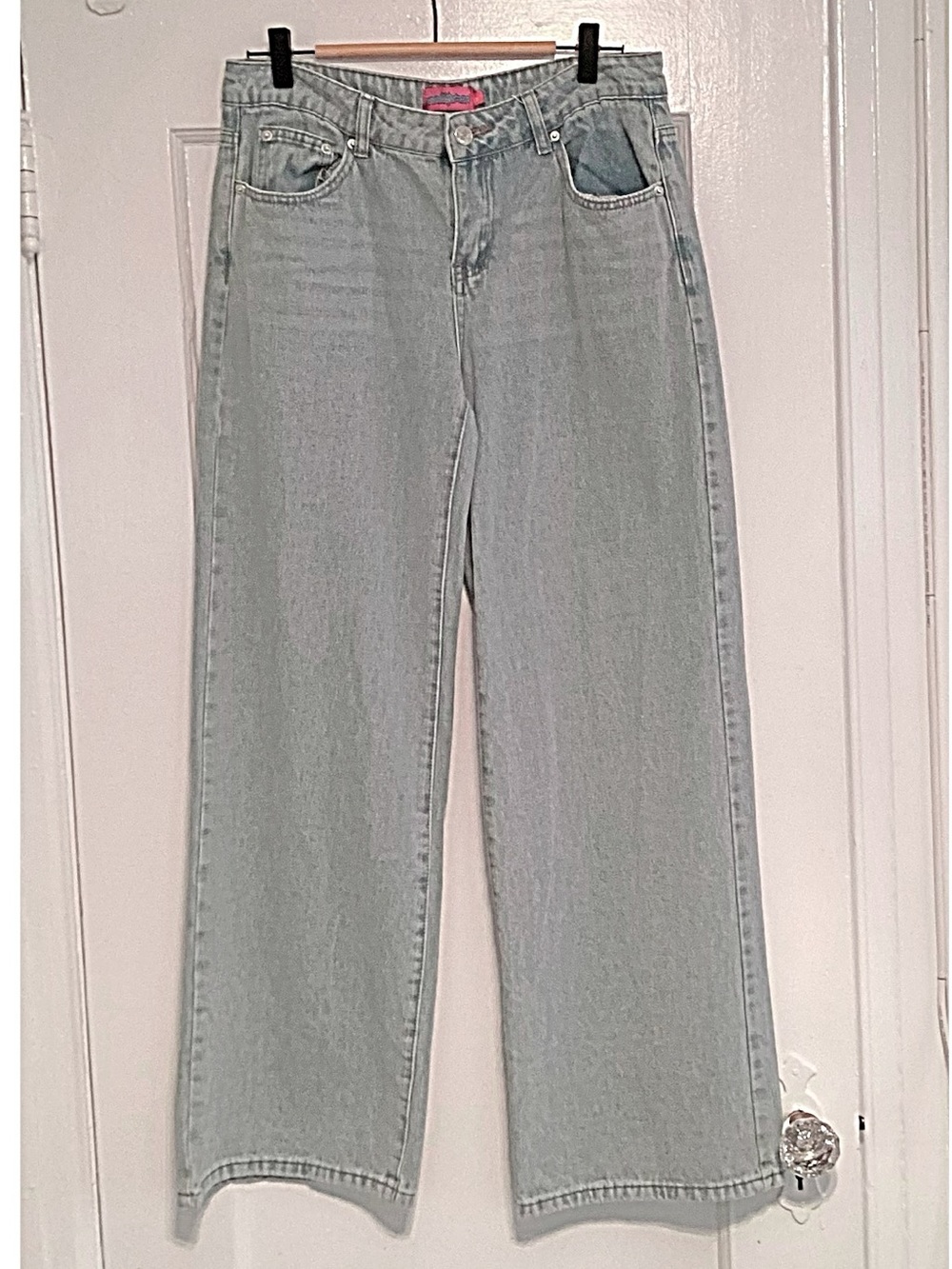Edikted Raelynn Low Rise Baggy Jeans - Picture 6 of 9